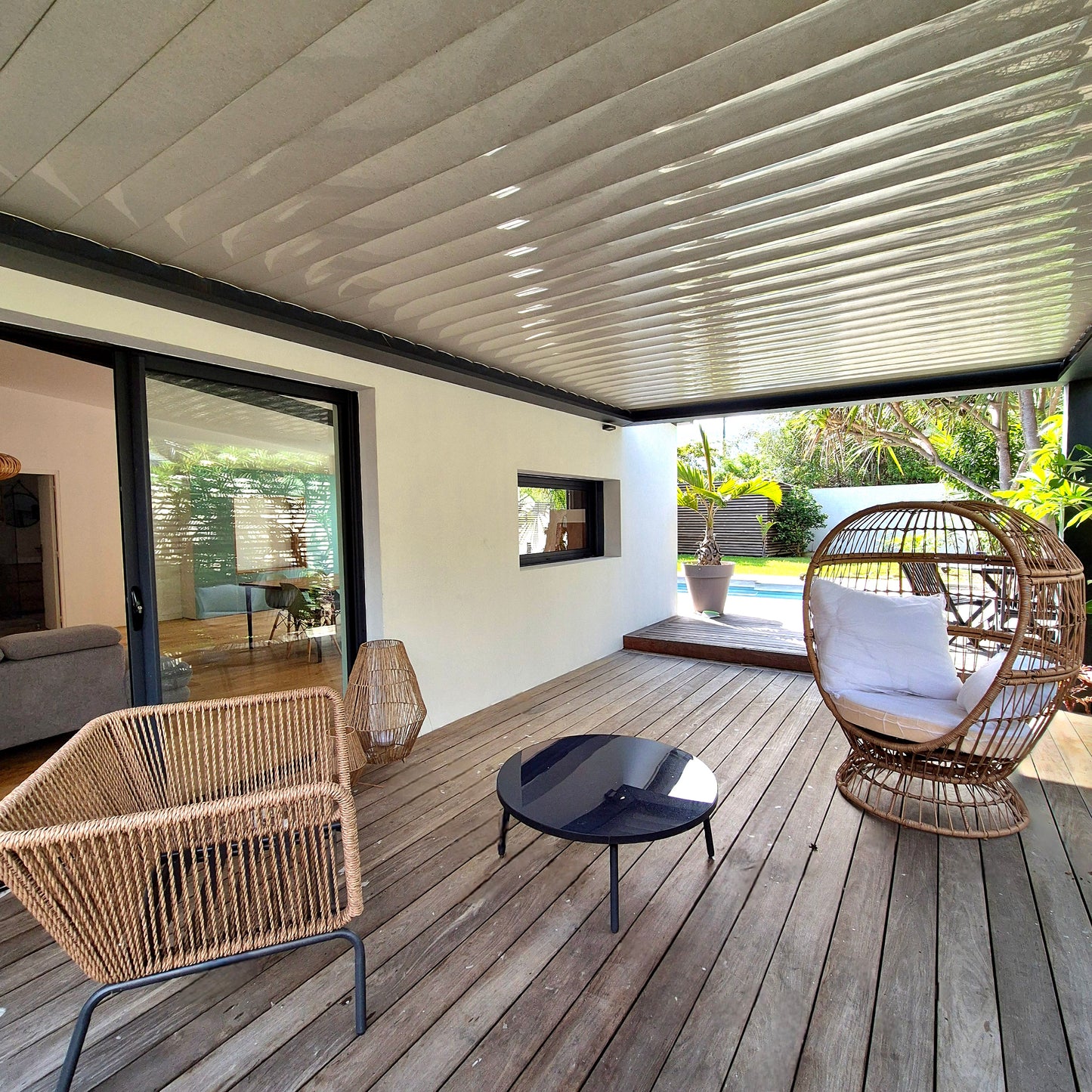 SAINT-PIERRE/LIGNE PARADIS Maison de charme rénovée + piscine