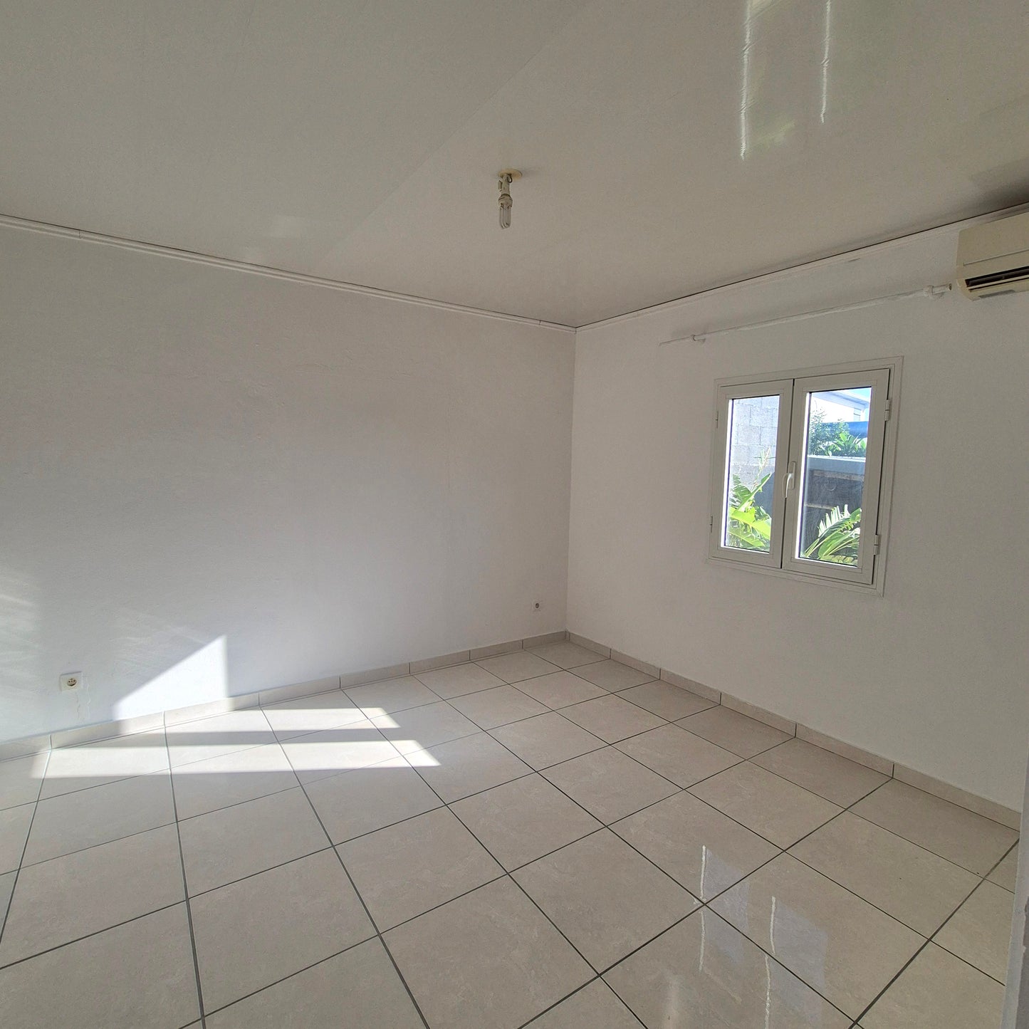 SAINT-PIERRE/Maison 58m2 + Dépendance-Opportunité à saisir