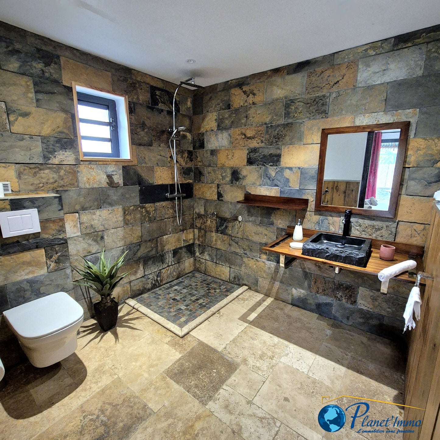 LA POSSESSION/ MAISON DE CHARME CREOLE PISCINE-JACUZZI