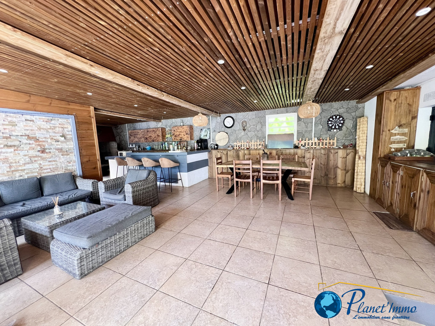 LA POSSESSION/ MAISON DE CHARME CREOLE PISCINE-JACUZZI