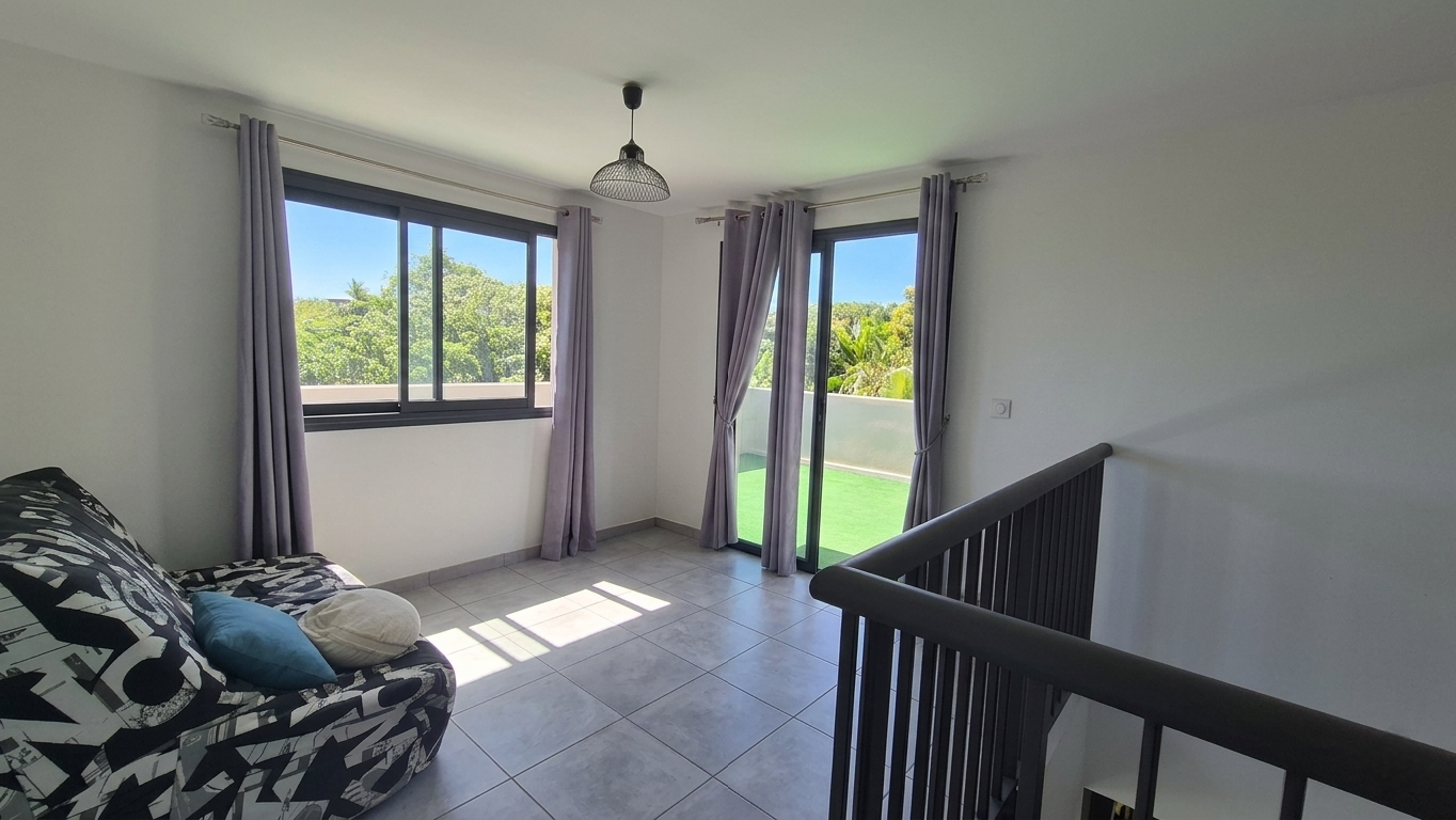 SAINT-PIERRE/Opportunité d'investissement: Villa avec piscine + T2 loués