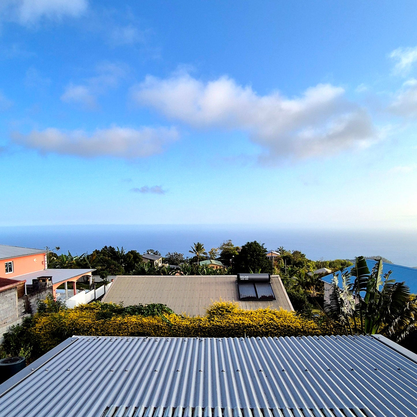 PETITE-ÎLE/ Charmante maison-Vue mer Panoramique