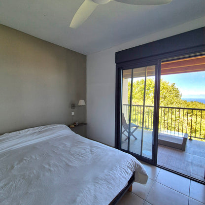 SAINT-PIERRE/Maison familiale 162 m2 vue incroyable sur l'océan