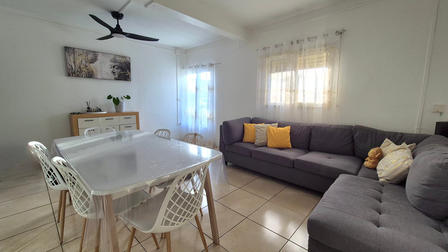 SAINT-JOSEPH/MAISON FAMILIALE SUR UN TERRAIN DE 380M2