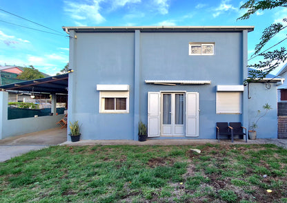 SAINT-JOSEPH/MAISON FAMILIALE SUR UN TERRAIN DE 380M2