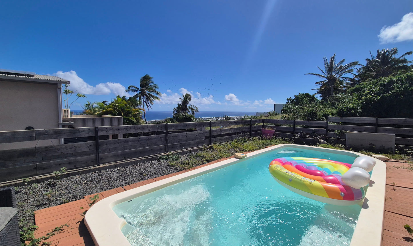 SAINT-PIERRE/Opportunité d'investissement: Villa avec piscine + T2 loués