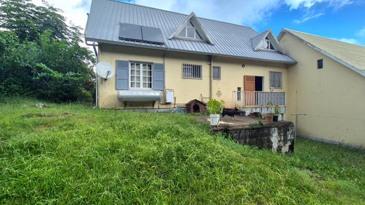TROIS MARES/Maison 140m2 + jardin 633m2 - Idéal pro ou famille
