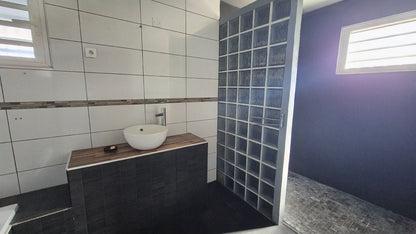 SAINT-JOSEPH/CHARMANTE MAISON 120m2 AVEC BEAU JARDIN DE 836m2