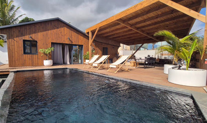 SAINT-LEU/ELEGANTE VILLA AVEC PISCINE CHAUFFEE