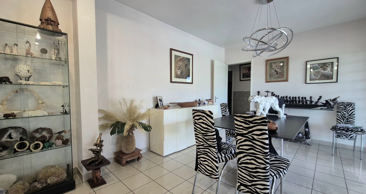 SAINT-PIERRE / MAISON 190m2 + PISCINE