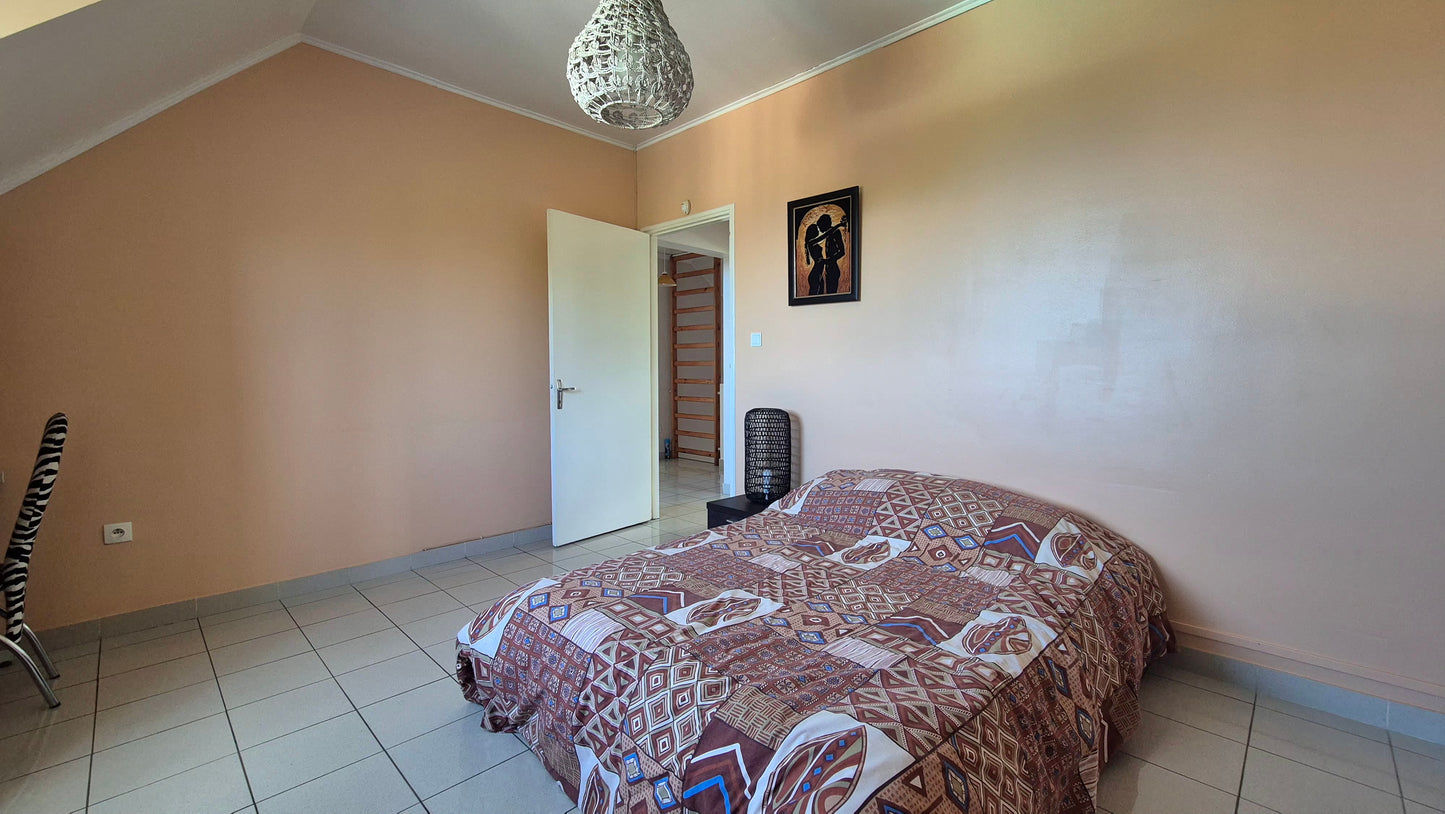SAINT-PIERRE / MAISON 190m2 + PISCINE