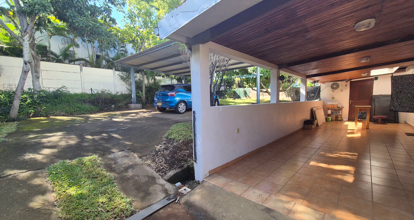 SAINT-PIERRE / MAISON 190m2 + PISCINE