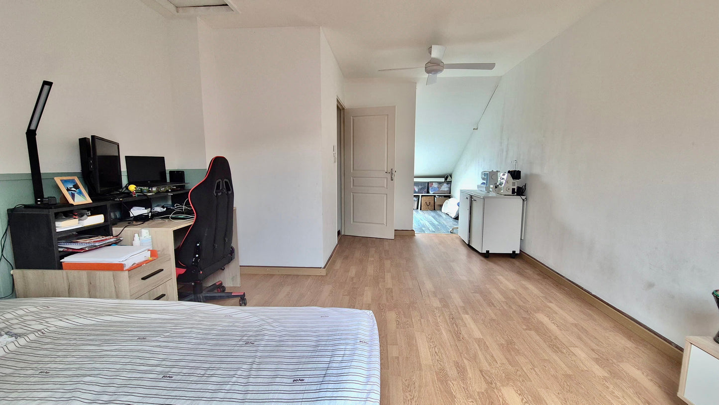 PITON SAINT-LEU/ MAISON JUMELÉE AVEC JARDIN