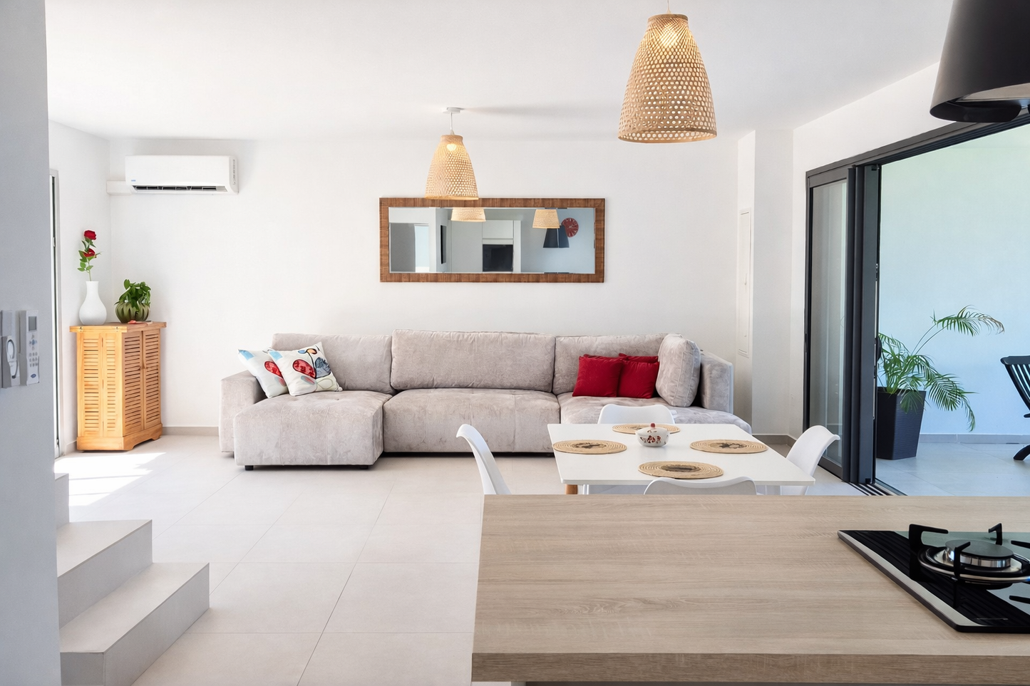 SAINT-JOSEPH/PEPITE RARE-VILLA NEUVE QUARTIER LES JACQUES
