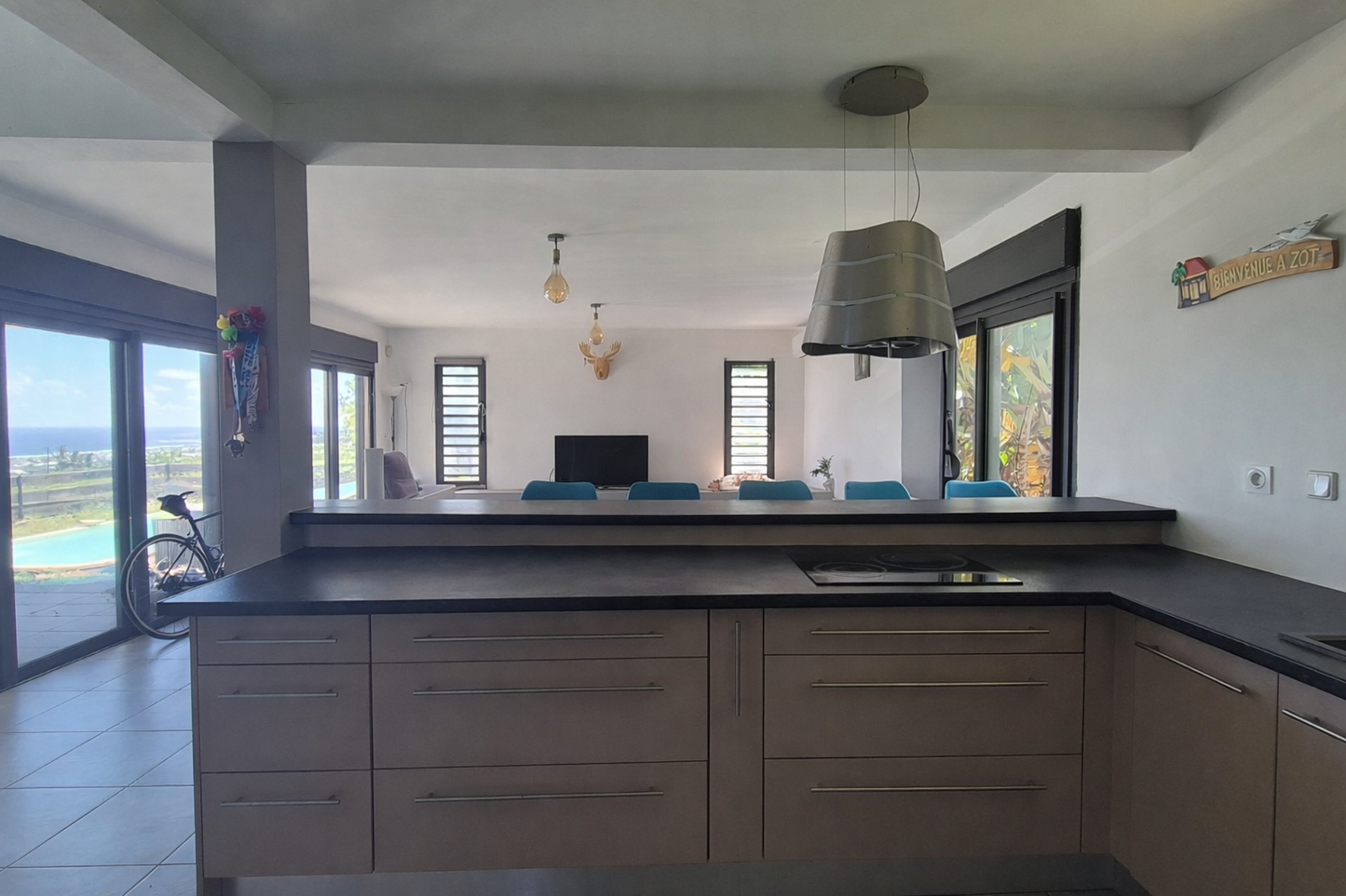 SAINT-PIERRE/Opportunité d'investissement: Villa avec piscine + T2 loués