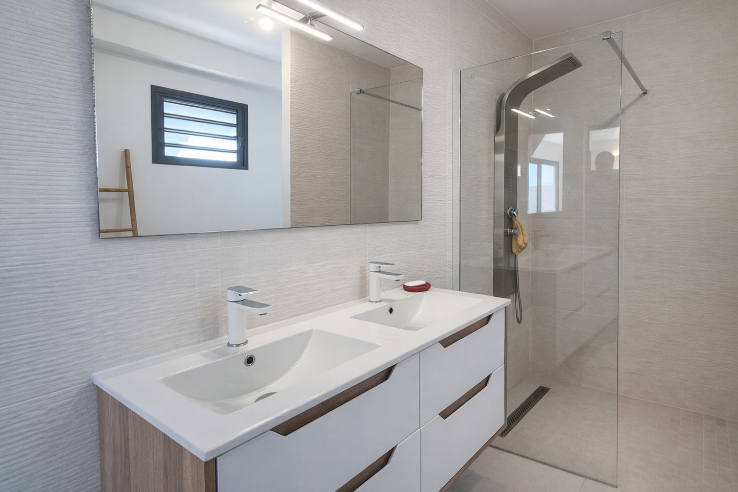 SAINT-JOSEPH/PEPITE RARE-VILLA NEUVE QUARTIER LES JACQUES