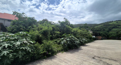 SAINT-JOSEPH/TERRAIN DE 467M2 ENTRE LANGEVIN ET VINCENDO