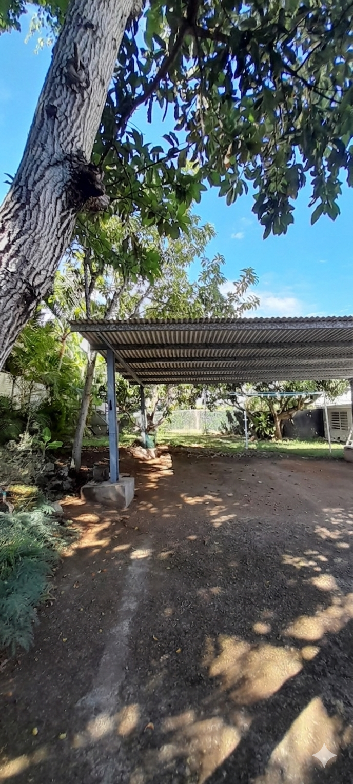 SAINT-PIERRE / MAISON 190m2 + PISCINE