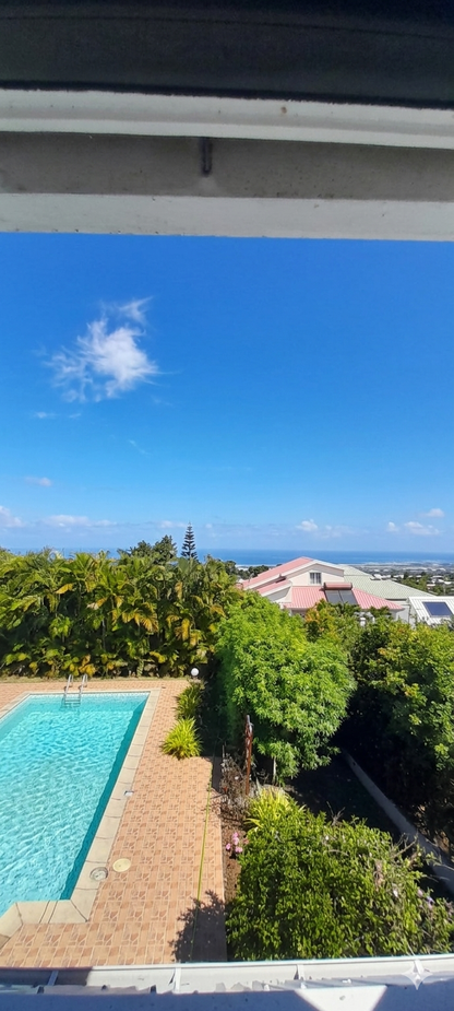 SAINT-PIERRE / MAISON 190m2 + PISCINE