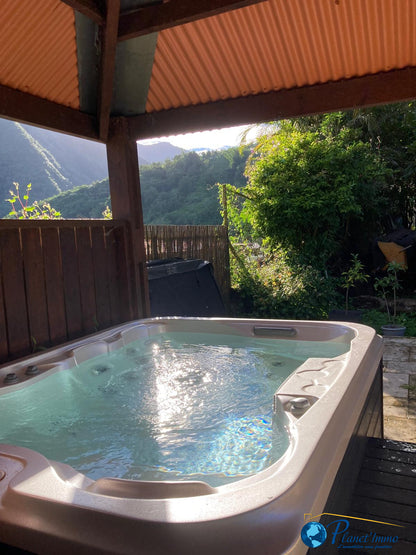 DOS D'ANE/ MAISON DE CHARME CREOLE PISCINE-JACUZZI