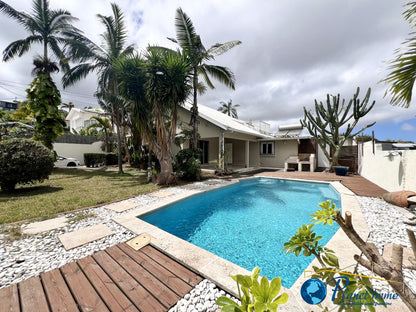 SAINT GILLES LES HAUTS / CHARMANTE MAISON DES ANNEES 90 AVEC PISCINE