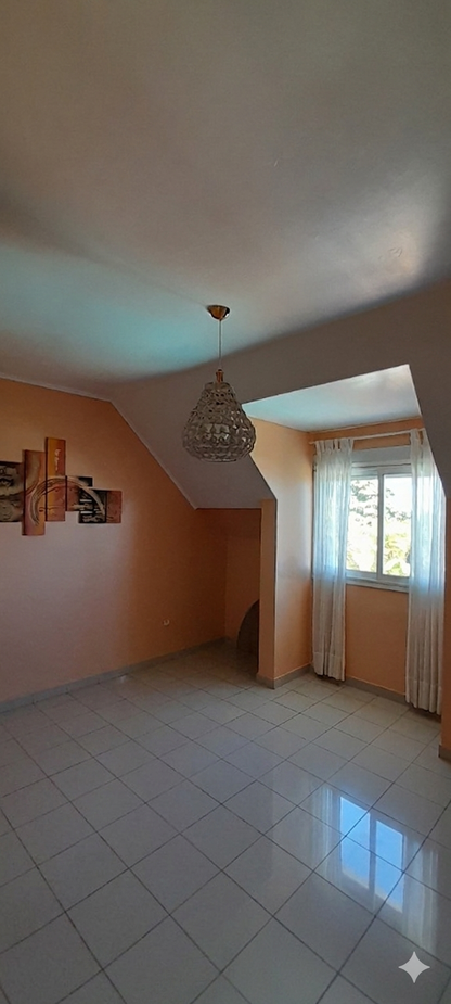 SAINT-PIERRE / MAISON 190m2 + PISCINE